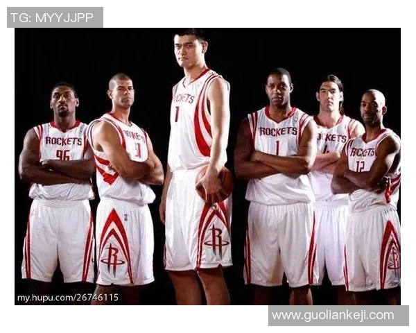 姚明架肘瞬间引发的篮球热潮与运动精神的深刻思考