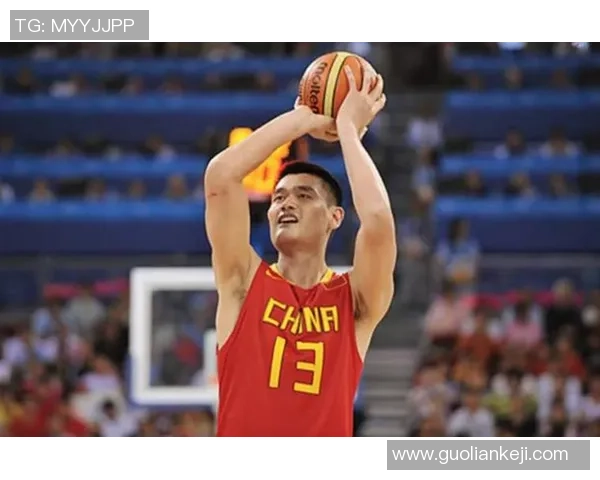 姚明的傲慢与谦逊之间的微妙平衡与篮球生涯的深刻反思