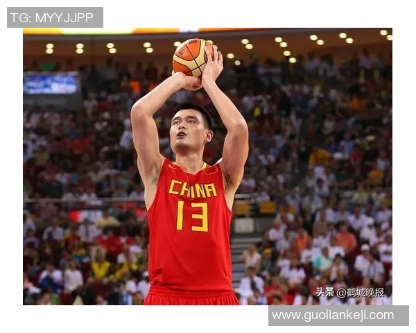 姚明邪恶笑背后的故事揭秘与篮球界的趣味互动分析