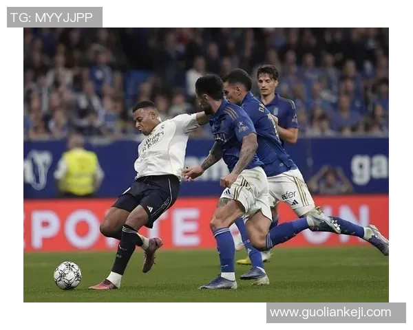 德甲：那不勒斯3-2多特蒙德！帽子戏法瞬间引爆全场赛后点评