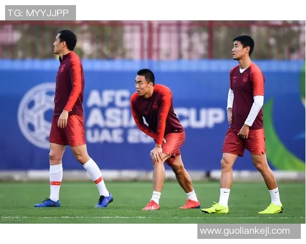 中超精彩对决莱比锡与利物浦激战成平局转会传闻引发关注