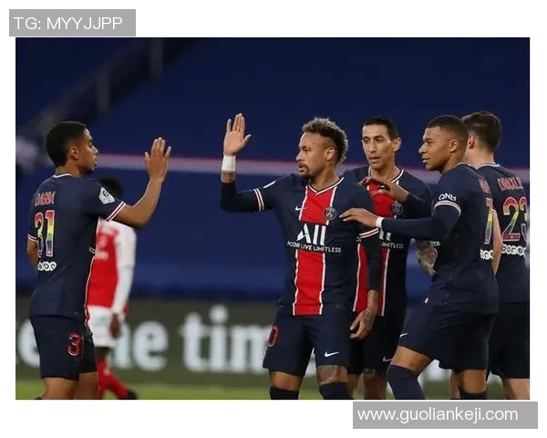 足总杯决赛：拜仁凭补时绝杀力克巴黎圣日耳曼全场沸腾解析