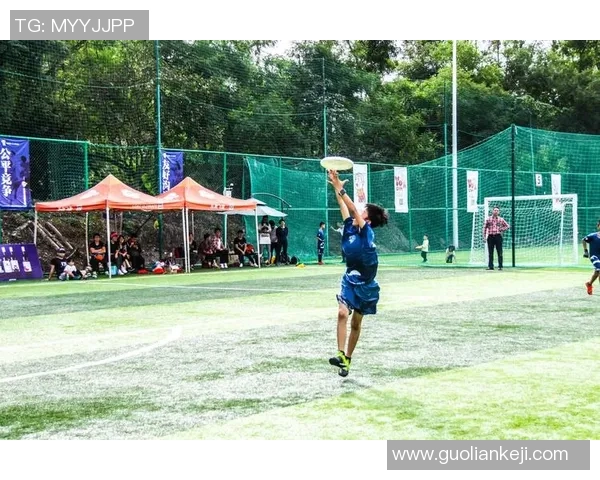 飞盘竞技新风潮：深入解析武汉飞盘队的战术与训练秘诀