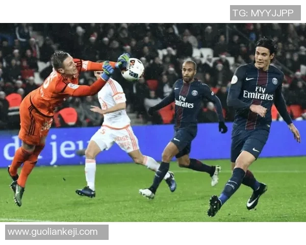 国王杯惊现冷门拜仁与里昂激战成平局转会风波引发热议 国王杯惊现冷门拜仁与里昂激战成平局转会风波引发热议