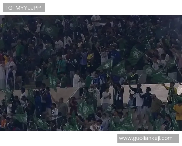 友谊赛马竞与切尔西激战成平红牌事件引发全场热议 友谊赛马竞与切尔西激战成平红牌事件引发全场热议