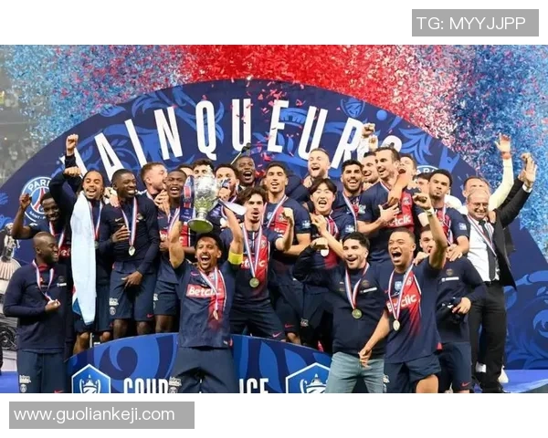 国王杯波尔图与巴黎圣日耳曼激战成平局红牌事件引发全场热议