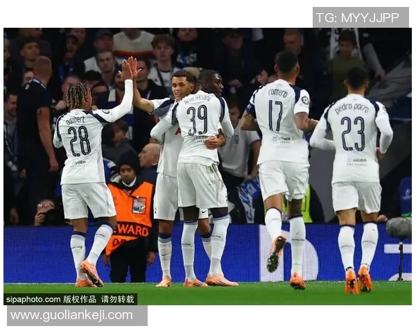 国王杯惊天冷门里昂狂胜热刺五球引发全场震撼 国王杯惊天冷门里昂狂胜热刺五球引发全场震撼