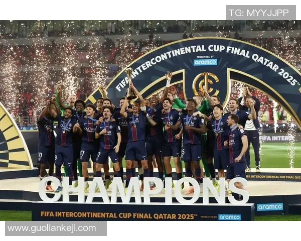 德甲激战巴黎圣日耳曼以4-3战胜切尔西全场沸腾瞬间回顾 德甲激战巴黎圣日耳曼以4-3战胜切尔西全场沸腾瞬间回顾