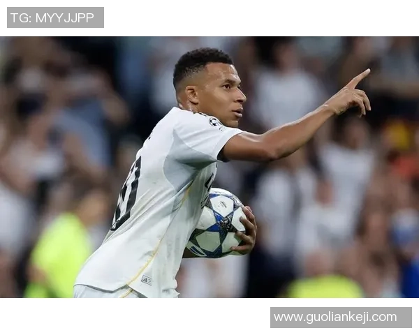 英超经典对决皇马4-3逆转尤文帽子戏法引发全场狂欢解析战术布局