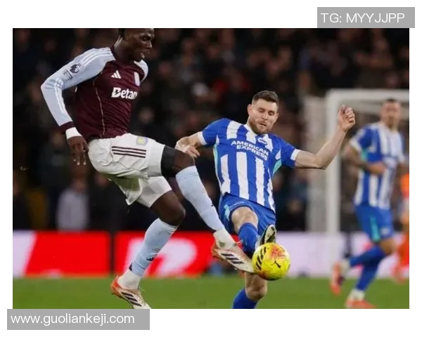 欧冠激战:里昂凭乌龙球险胜曼城引发争议判罚全场沸腾 欧冠激战:里昂凭乌龙球险胜曼城引发争议判罚全场沸腾