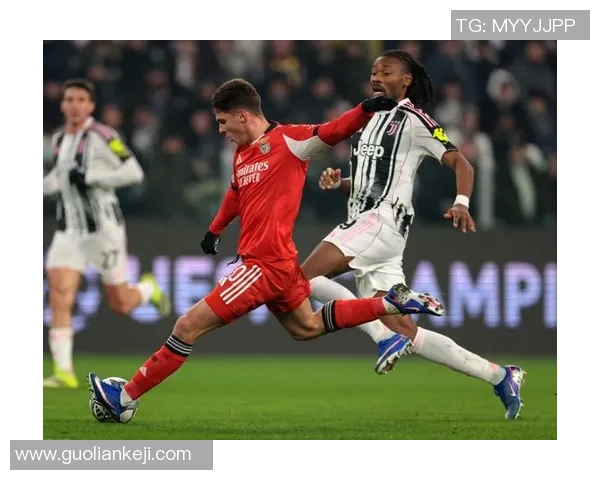 欧联杯精彩对决本菲卡小胜尤文图斯点球大战引发全场狂欢 欧联杯精彩对决本菲卡小胜尤文图斯点球大战引发全场狂欢