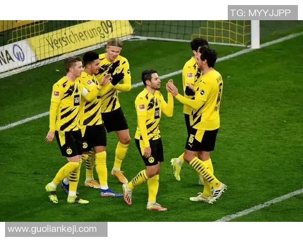 西甲热刺与多特蒙德激战成平局全场焦点瞬间引发热烈讨论